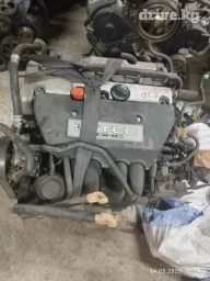 Хонда степ матор 2. литровый привозной из японии