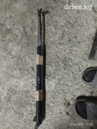 Хонда стрим 2003 года амортизаторы багажника