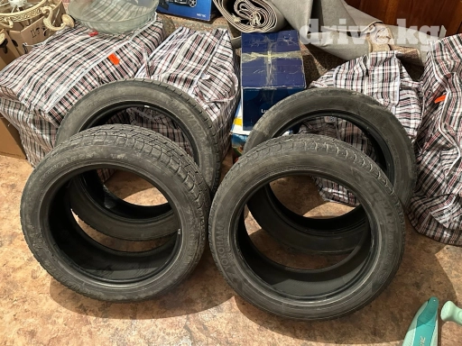 235/50R18 зима комплект