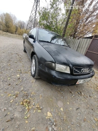 Срочно продаю Ауди а4