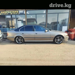 BMW e39 2об 1 ванос год 1996