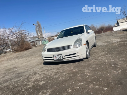 Nissan Skyline v35