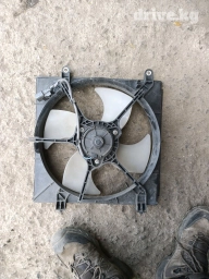 Хонда Фит 2003 Длинный радиатор охлаждения двигателя винтилятор