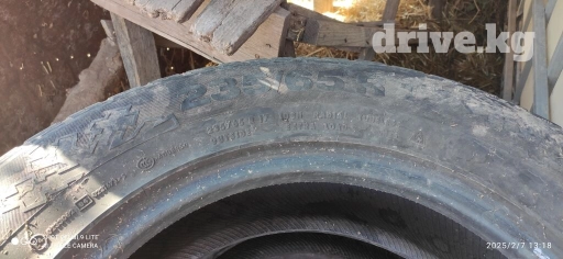 Шины 235 / 65 / R 17, Всесезонная, Б/у, Комплект, Легковые, Англия, Continental