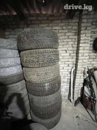 Шины 285 / 60 / R 18, Зимняя шипованная, Б/у, Комплект, Внедорожные (АТ/МТ), Россия