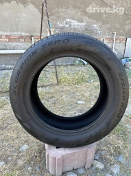 Шины 275 / 50 / R 20, Всесезонная, Б/у, Комплект, Внедорожные (АТ/МТ), Корея, Pirelli