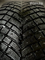 Шины 275 / 45 / R 21, Зимняя шипованная, Б/у, Комплект, Michelin