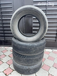 Шины 275 / 60 / R 18, Лето, Б/у, Комплект, Внедорожные (АТ/МТ), Корея, Dunlop