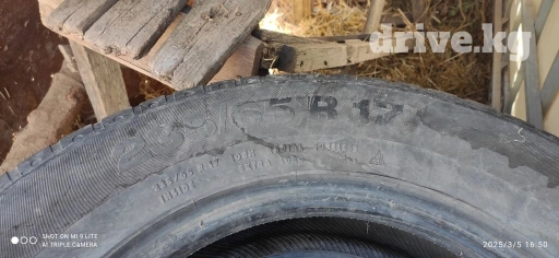 Шины 235 / 65 / R 17, Всесезонная, Б/у, Комплект, Легковые, Германия, Continental