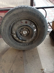 Продаю диски вместе с шинами 185.65.15, стояли на Тойота Ист шины