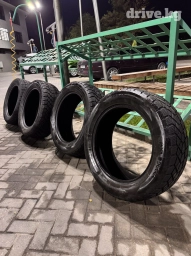 Шины 285 / 50 / R 20, Зима, Б/у, Комплект, Внедорожные (АТ/МТ), Китай, Roadstone