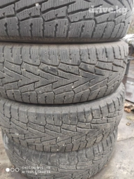 Шины 225 / 65 / R 17, Зима, Б/у, Комплект, Легковые, Корея, Roadstone