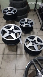 Итальянские диски Fondmetal. r14. 4x114.3 ET38. 6J. Ровные, после