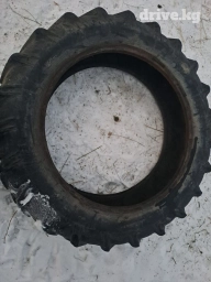 Шины R 13, Зимняя шипованная, Б/у, 1 шт, С/х техника, Россия
