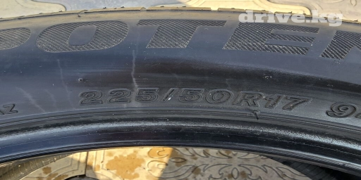 Шины 225 / 50 / R 17, Лето, Б/у, Пара, Легковые, Япония, Bridgestone