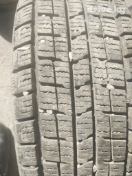 Зимние шины на матиз,на Жигули любой марки протектора на 80% в очень