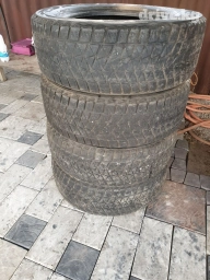Шины 225 / 60 / R 17, Зима, Б/у, Комплект, Легковые, Япония, Bridgestone