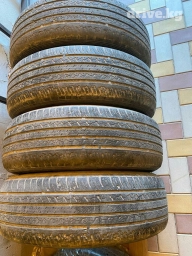 Резина Dunlop на докатку.
225/65 R17