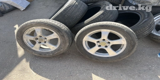 Шины 215 / 60 / R 16, Зима, Б/у, Пара, Легковые, Yokohama