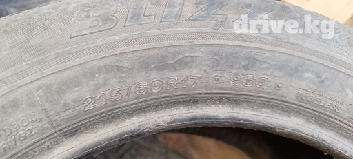 Шины 215 / 60 / R 17, Лето, Б/у, Запаска, Легковые, Hankook