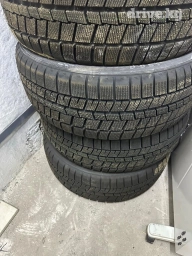 Продаю комплект 4шт зимних новых шин-липучка. Производство Китай