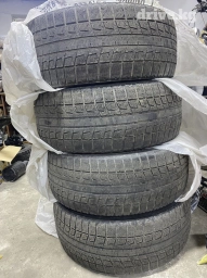 Шины 215 / 50 / R 17, Зима, Б/у, Комплект, Легковые, Bridgestone