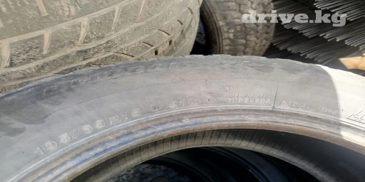 Шины 195 / 65 / R 15, Зима, Б/у, Комплект, Легковые, Япония, Bridgestone