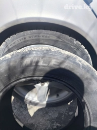 Продам резину лето,комплект производство Корея, идеальная б/у 95%