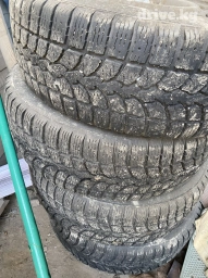 Продаю шины 4шт с дисками