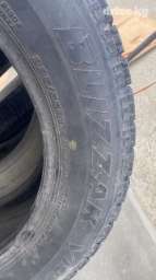 Шины, размер: 225/55 r17 
Blizzak