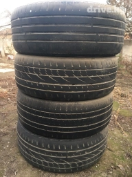 Летние шины

Размер : 235/55/R18

Состояние : средние