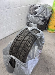 Шины 275 / 35 / R 20, Зима, Б/у, Комплект, Легковые, Китай