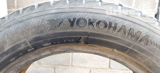 Шины 215 / 60 / R 17, Зима, Б/у, Комплект, Легковые, Япония, Yokohama