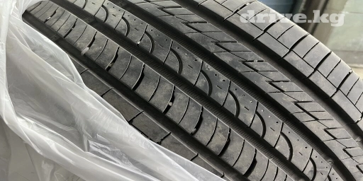 Шины 235 / 35 / R 18, Лето, Б/у, Комплект, Легковые, Корея, Roadstone