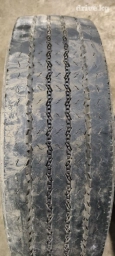 Продаю шины грузовые,размер 215/75/17.5,, летние 2 шт .цена 5000 сом