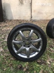 Диски с резиной Maxxis 235/45 R17, подходит на Мерседес 124/210/211