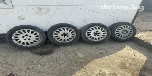 Срочно продаю 205/65R15диски вместе с покрышкой протектор бодрый 2-3