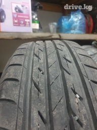 Продаю комплект летних японских шин Bridgestone протекторы жирные 90%