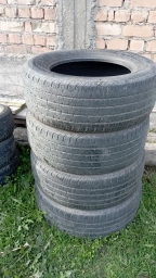 Продаю шыны 4 штуки комплект размер 265 60 р18 летние
