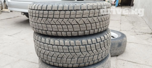 Продаю резину 1 фото 215/65/16 пара зима Firemax 23год цена 5000 2