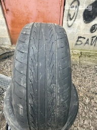 215.55.R17 состояние среднее, летние 4шт