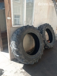 Шины для трактора Юто 904: Состояние отличное без сорапина, в