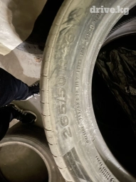 Продаю резину 255/50/20 среднее на пару сезонов хватит состояние 7000с