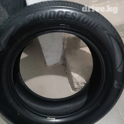 Шины 235 / 60 / R 18, Лето, Б/у, Пара, Легковые, Япония, Bridgestone