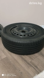 Продаю пара колеса с дисками размеры 215/60/16