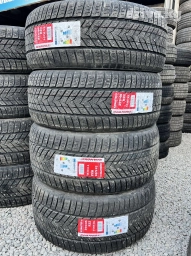 Разноширокий зимний комплект Fronway, на BMW Х-7, Новый. 275/40/22