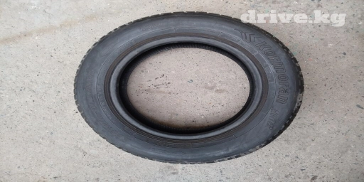 Одна шина. На запаску. Давно в гараже лежит. Состояние не знаю, продаю