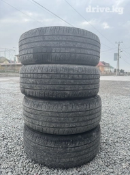 Продаю летние шины 225/50/18

Можете звонить 24/7