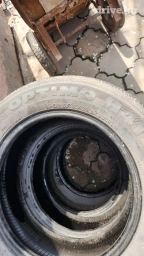 Шины 225/60/16 состояние среднее на 2 сезона хватит.корея