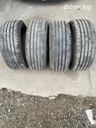 Продам летнюю резину 215/45/17
